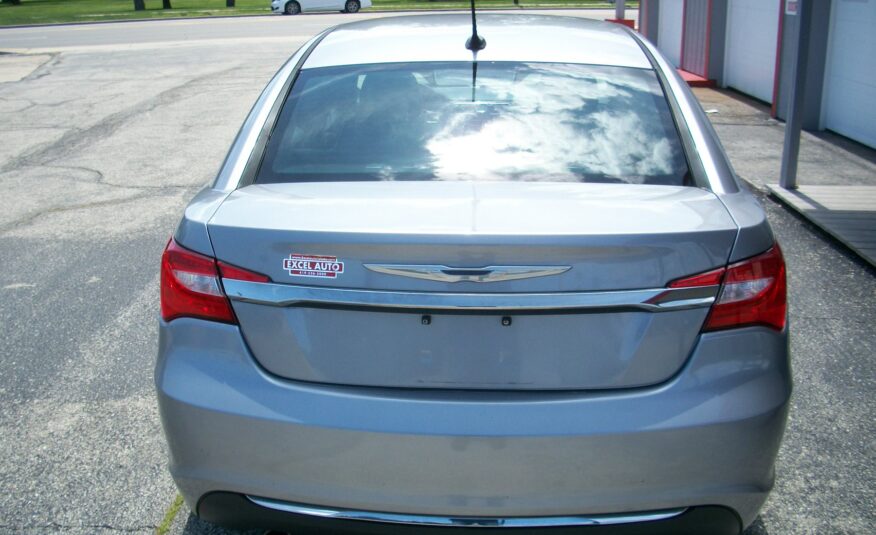 2014 Chrysler 200 Limited