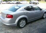 2013 Dodge Avenger SE