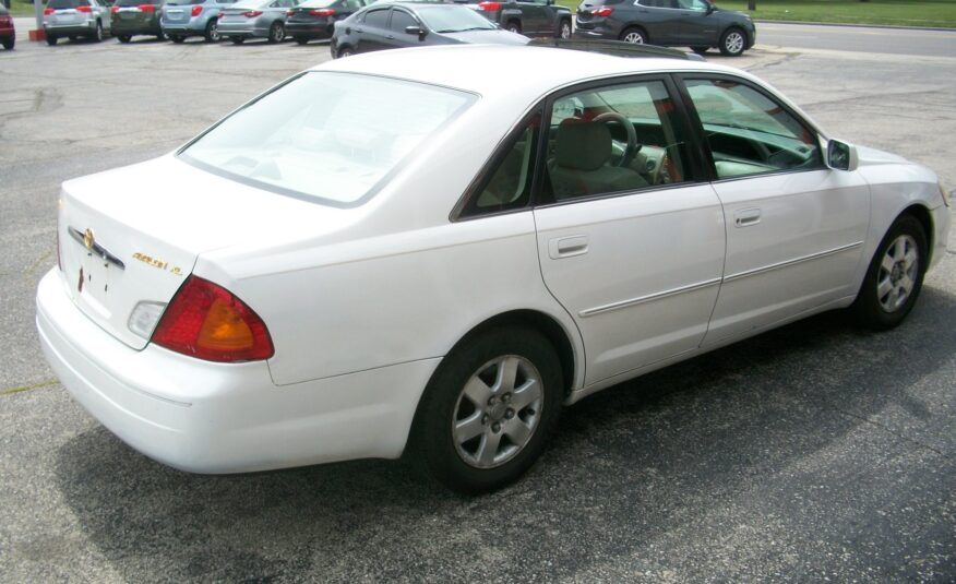 2000 Toyota Avalon XL