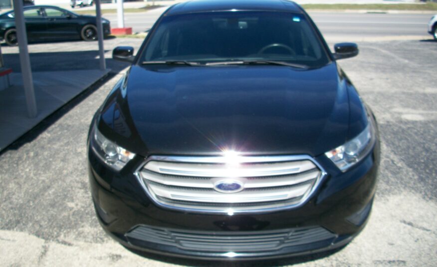 2015 Ford Taurus SEL FWD