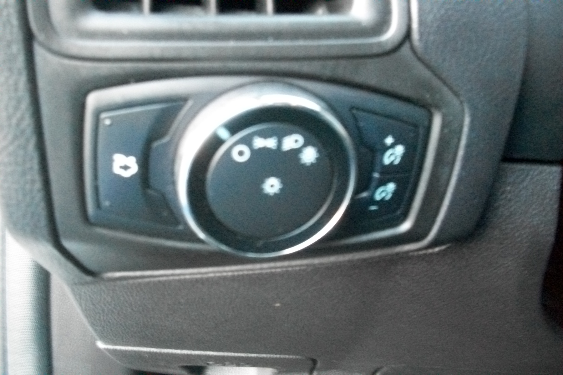 2014 Ford Focus SE Sedan