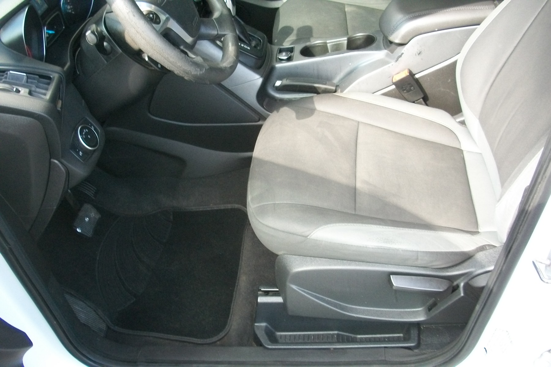 2015 Ford Escape S FWD