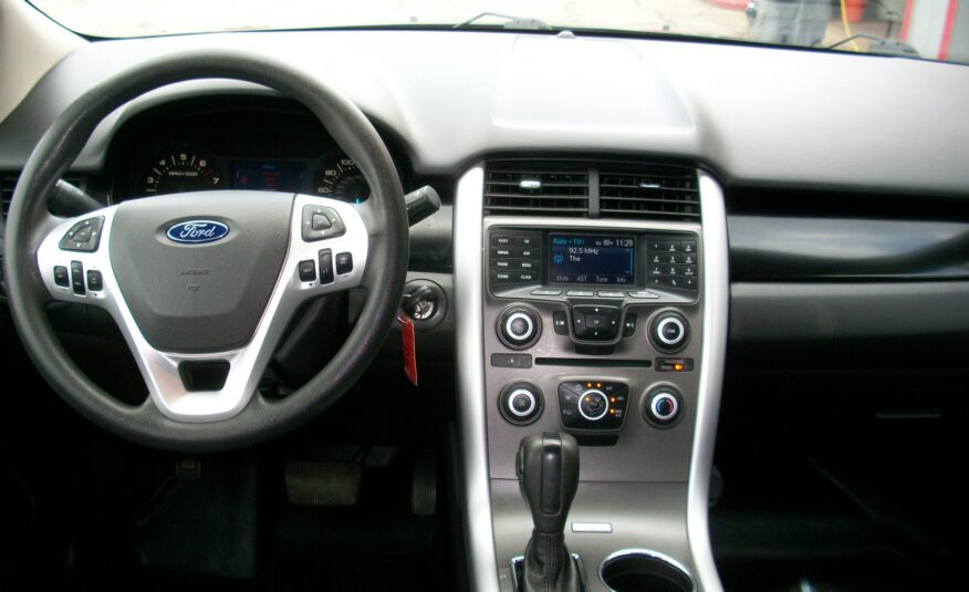 2013 Ford Edge SE