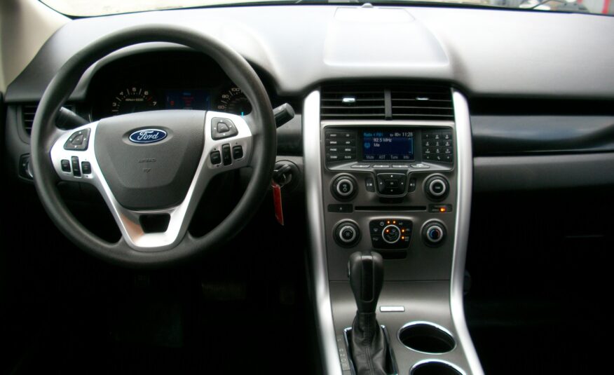 2013 Ford Edge SE