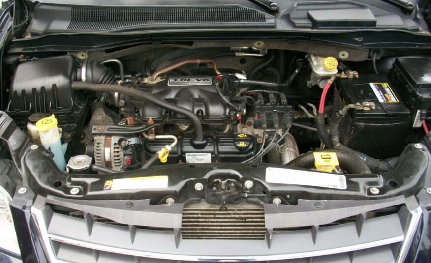 2010 Chrysler Town & Country LX