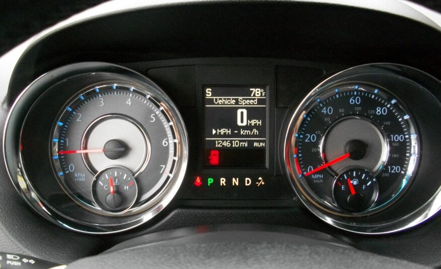 2016 Chrysler Town & Country Touring
