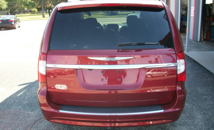 2014 Chrysler Town & Country Touring-L 30th Anniversary Edition