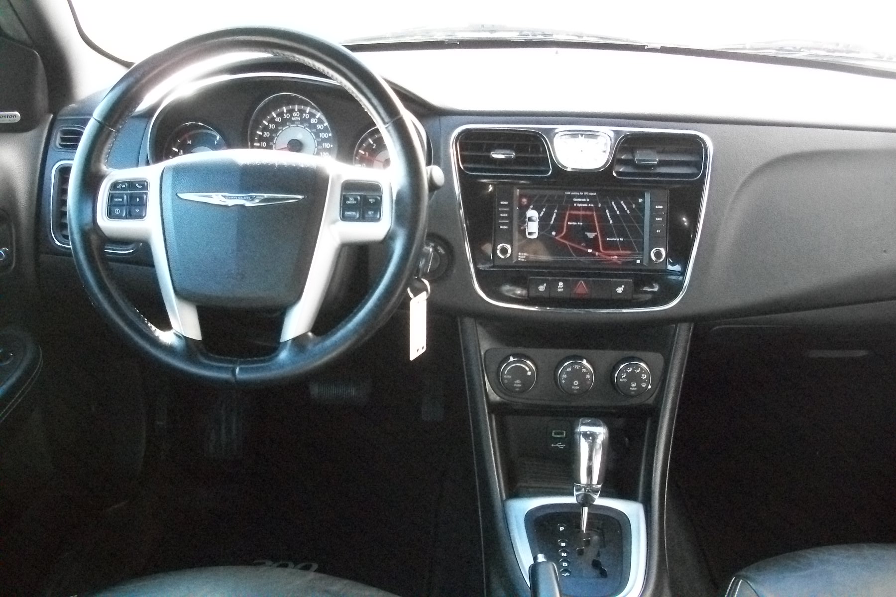 2013 Chrysler 200 Limited