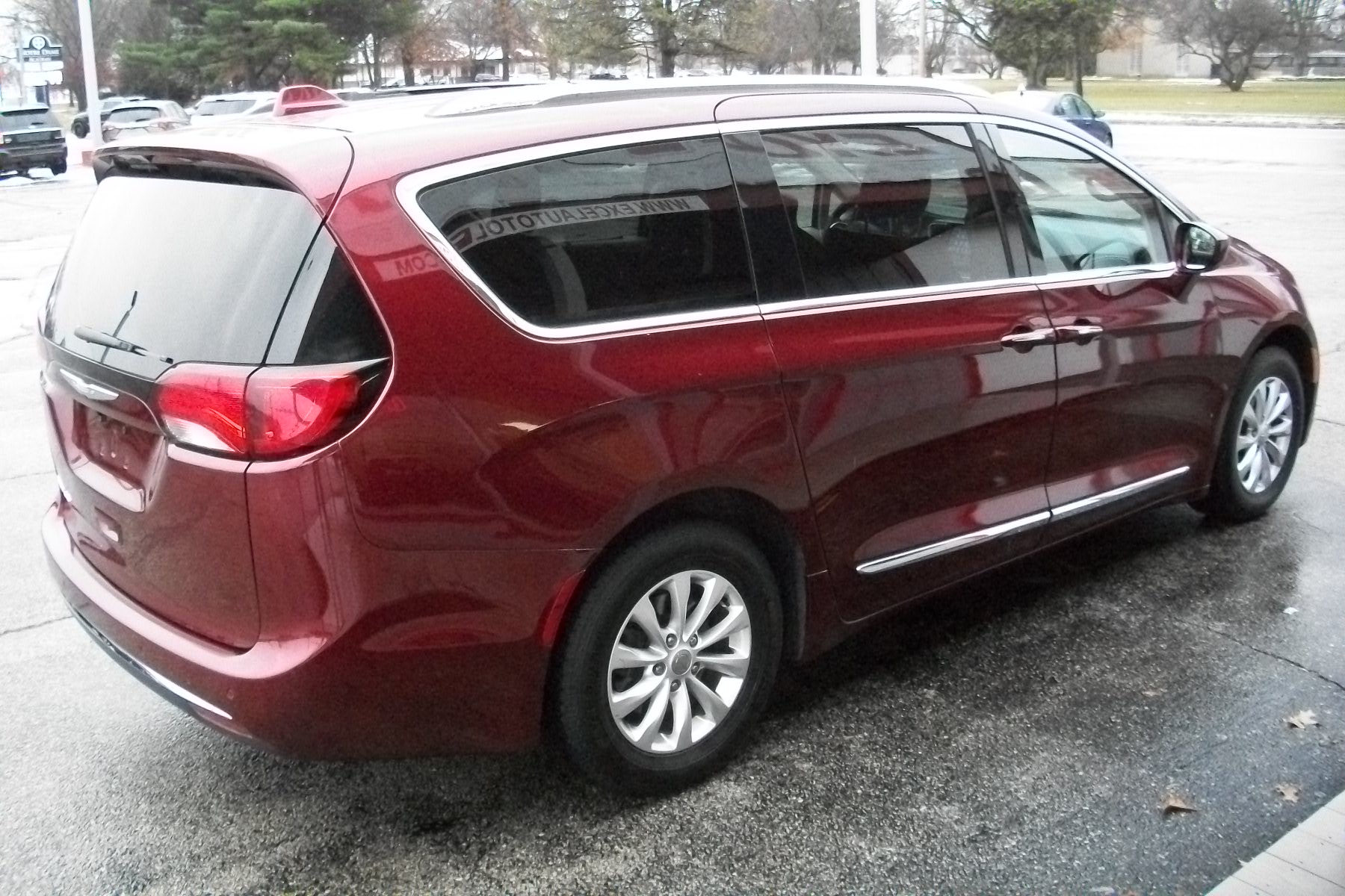 2018 Chrysler Pacifica Touring-L