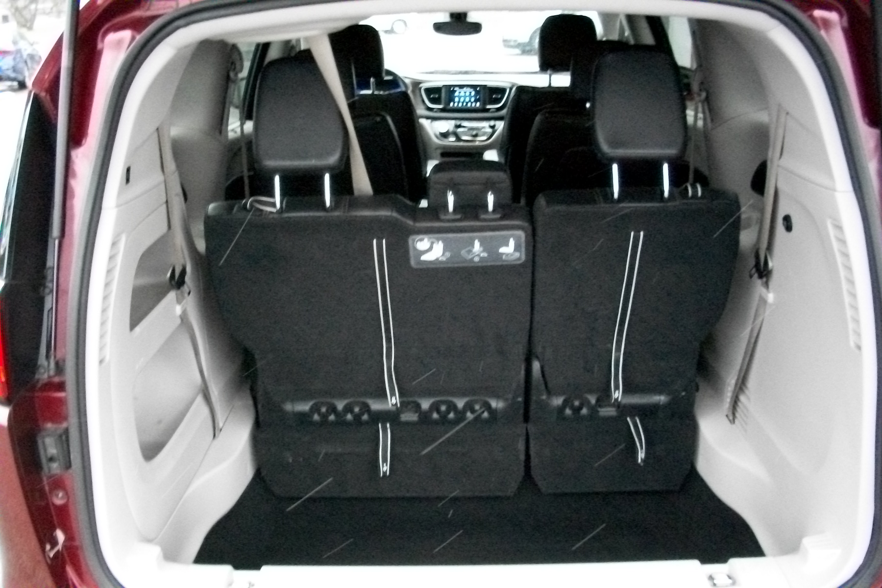 2018 Chrysler Pacifica Touring-L