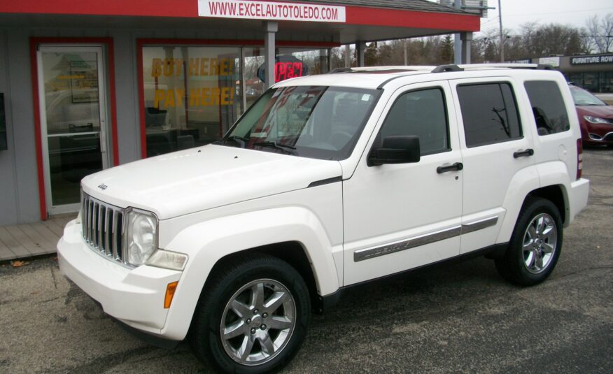 2010 Jeep Liberty Limited's photo