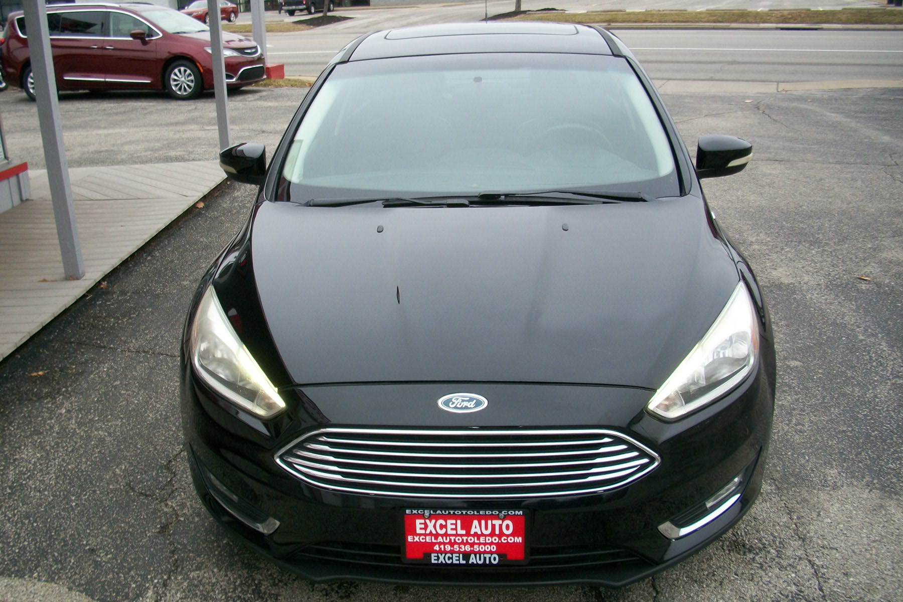 2017 Ford Focus Titanium Sedan