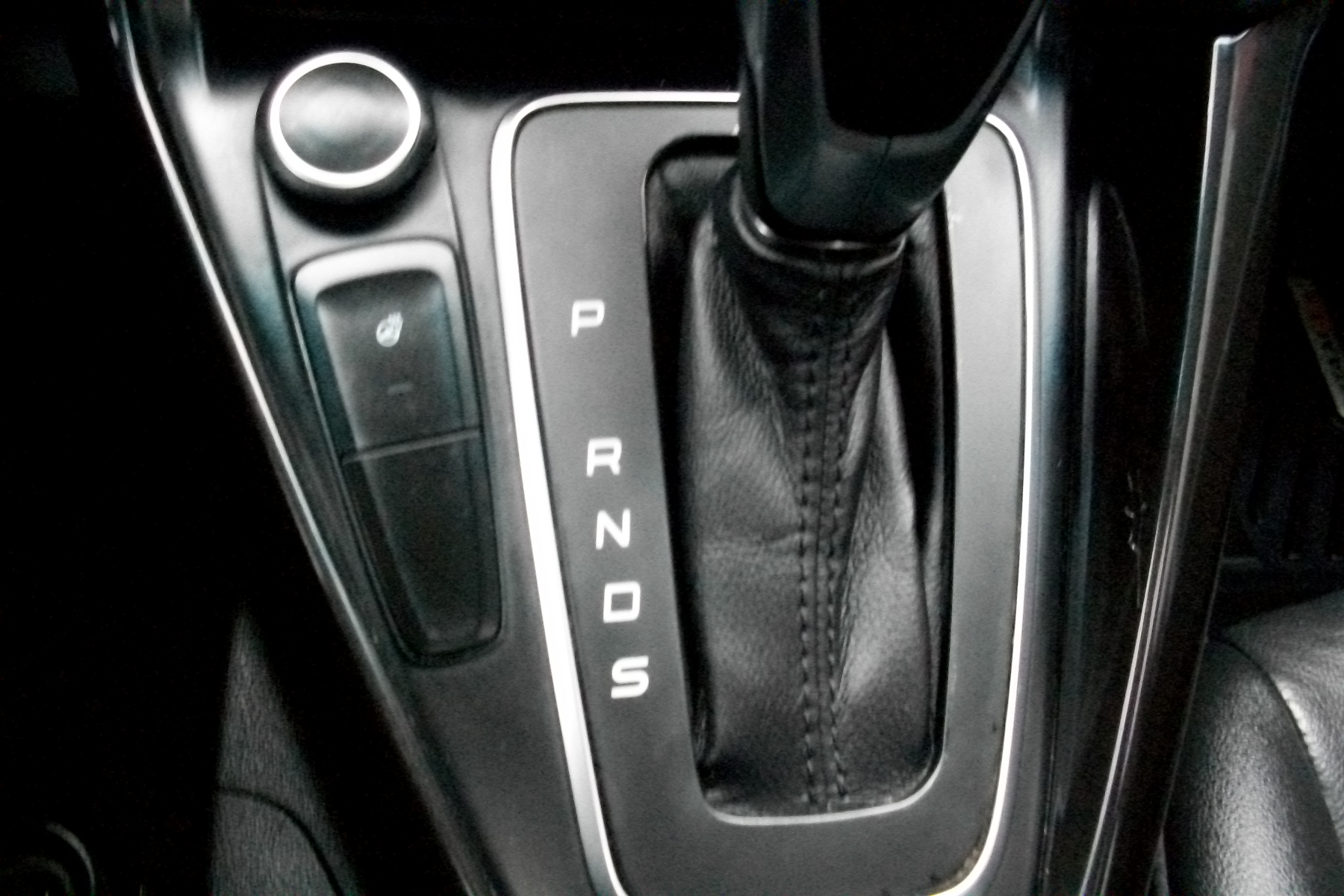 2017 Ford Focus Titanium Sedan