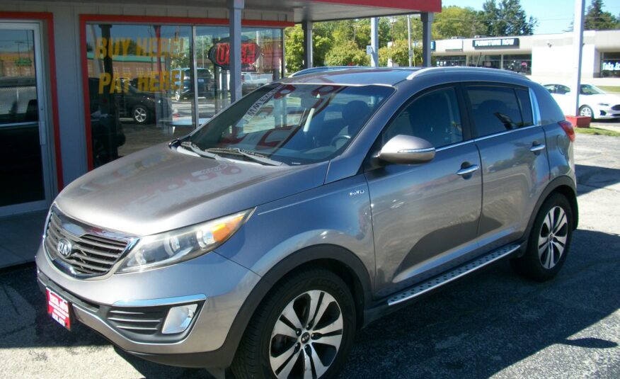 2013 Kia Sportage 2.4 EX AT AWD's photo