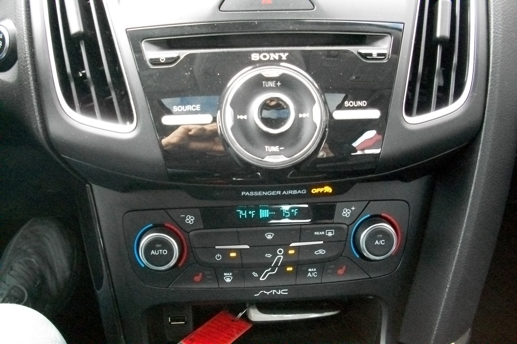 2015 Ford Focus Titanium Sedan