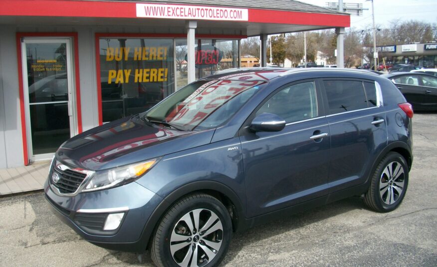 2012 Kia Sportage 2.4 EX AT AWD's photo