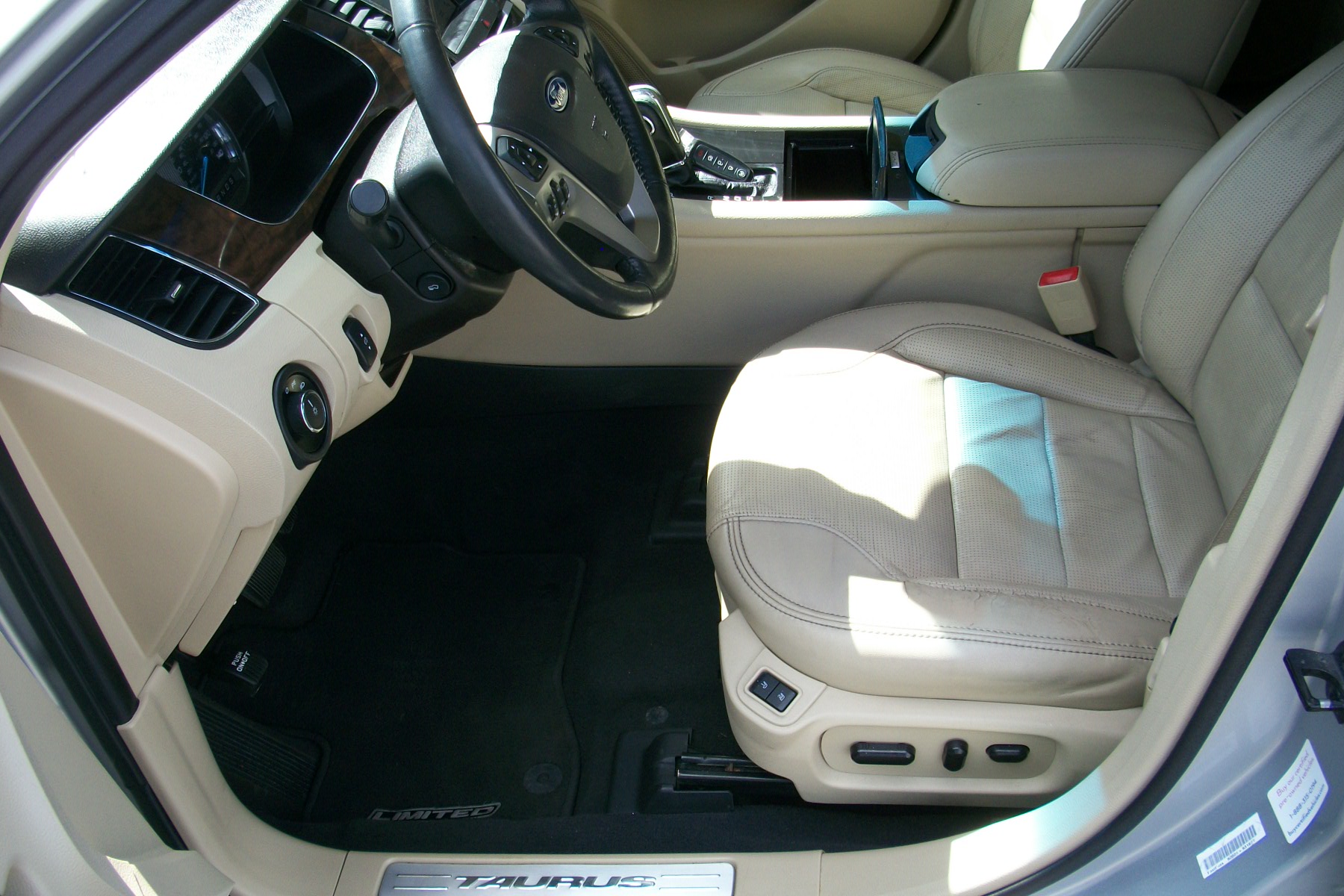 2019 Ford Taurus Limited