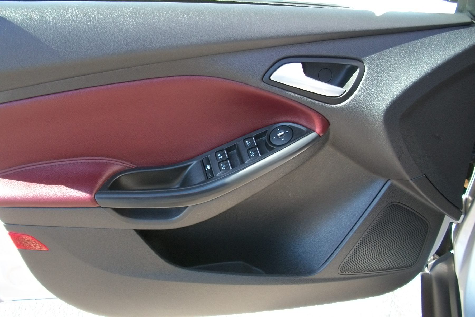 2014 Ford Focus Titanium Hatch
