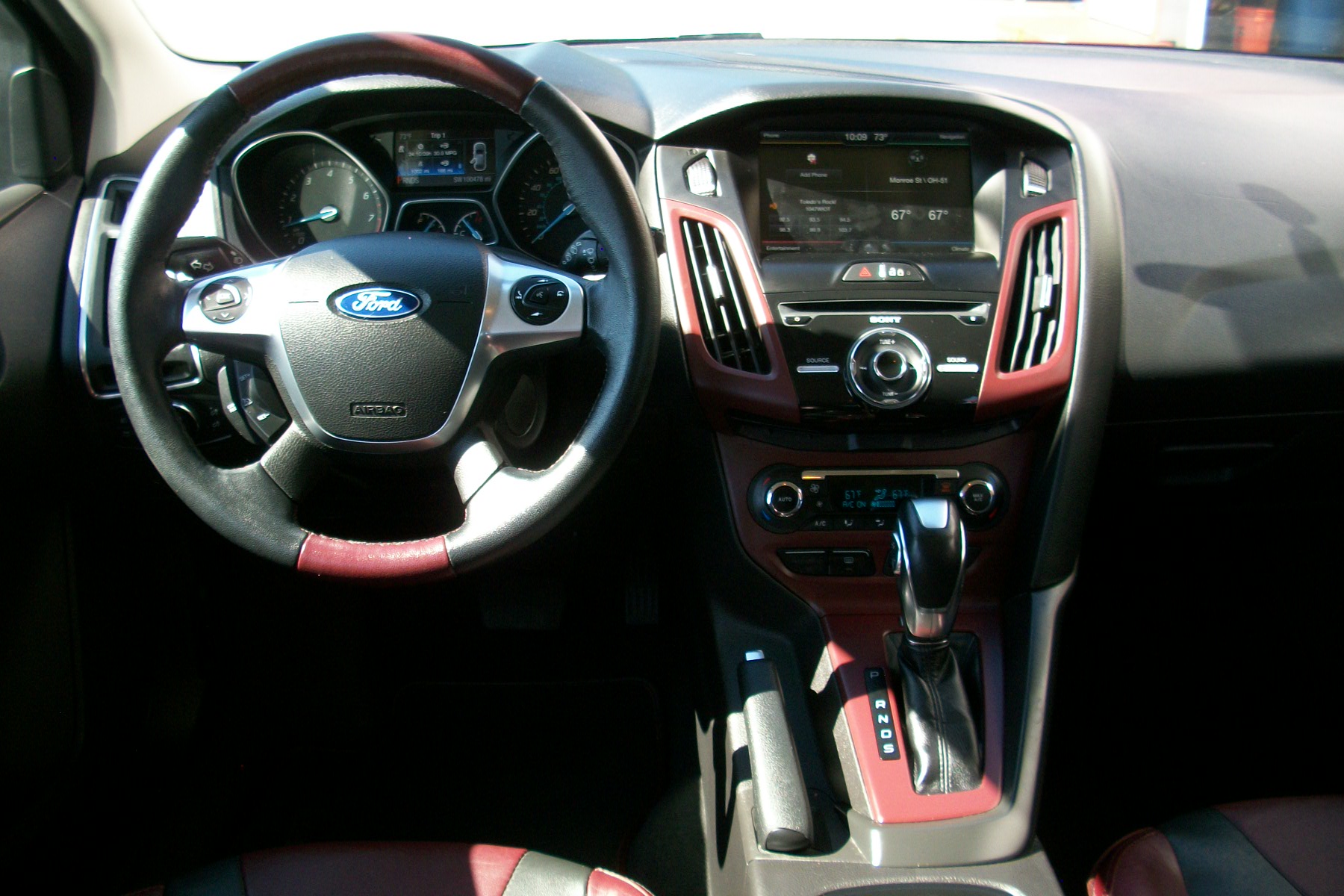 2014 Ford Focus Titanium Hatch