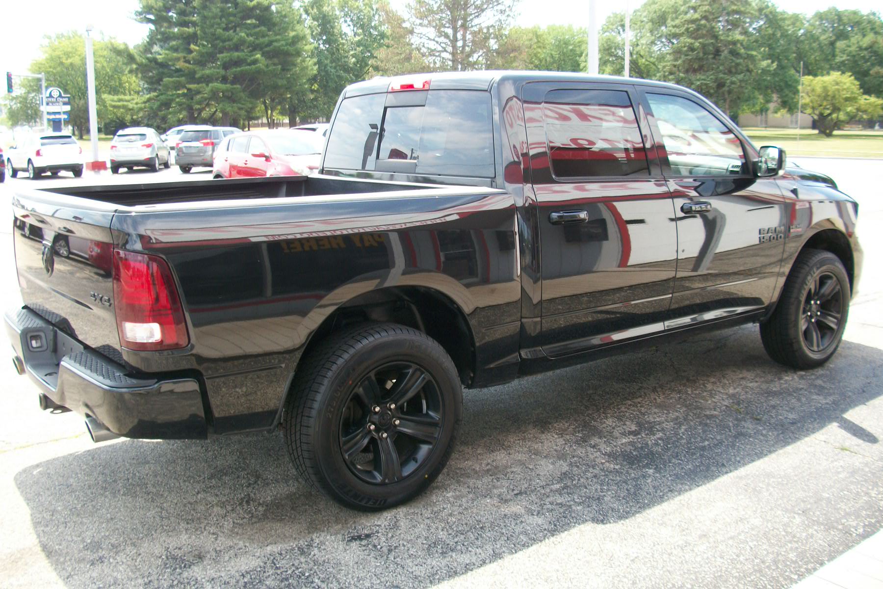 2015 RAM 1500 Sport Crew Cab SWB 4WD