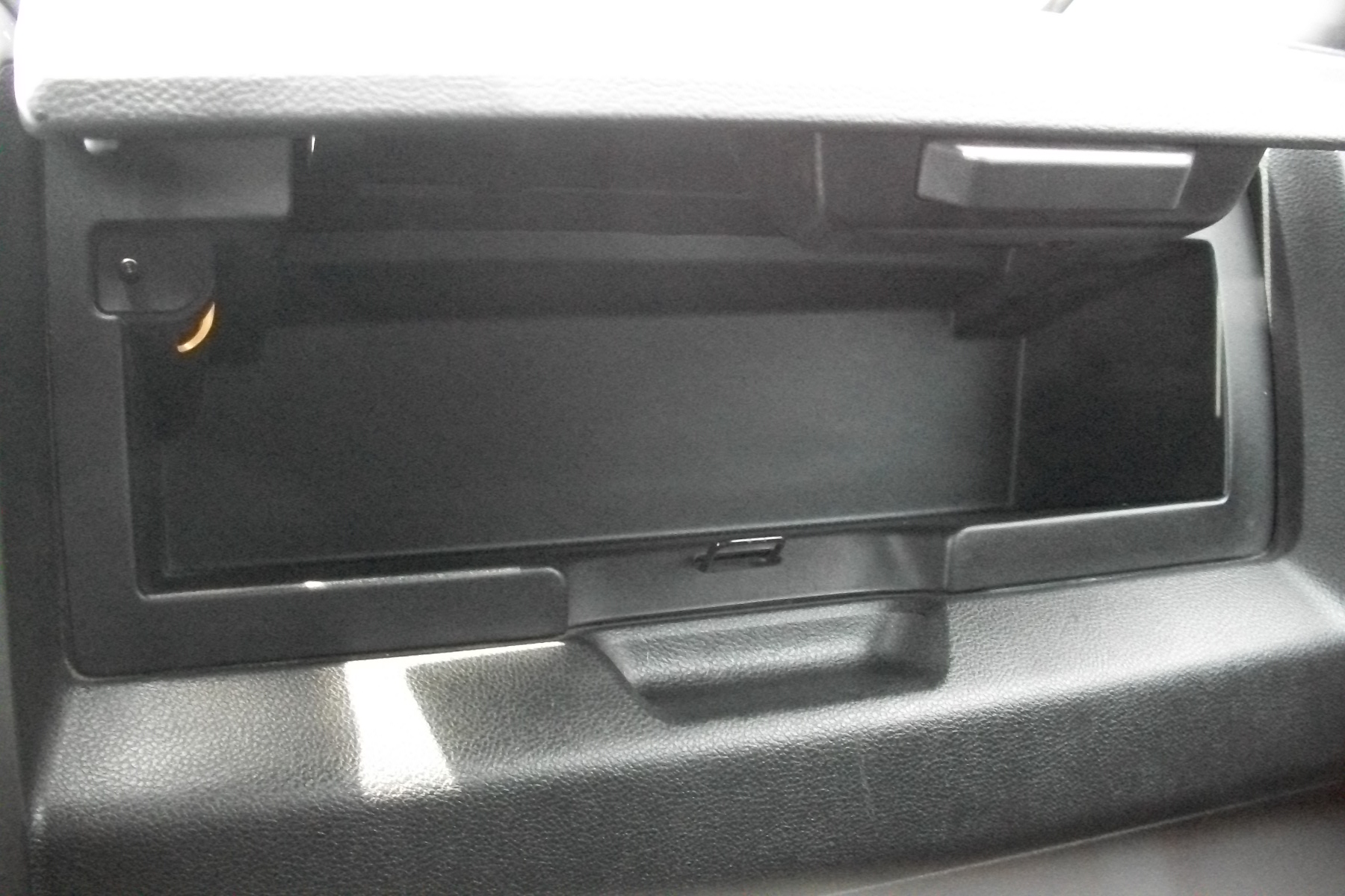 2015 RAM 1500 Sport Crew Cab SWB 4WD
