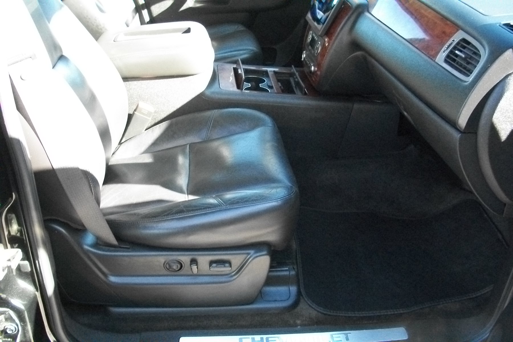 2011 Chevrolet Suburban LTZ 1500 4WD